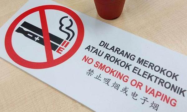 电子烟正在毒害青少年:肺部像爆米花一样,面目全非(图2)