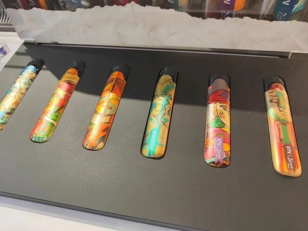 以潮流之名，多少年轻人因电子烟成为新烟民(图4)