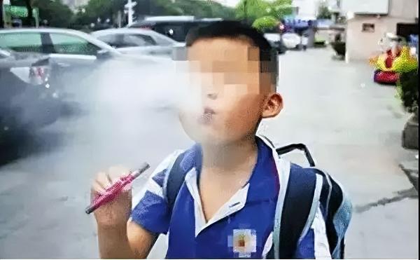 以潮流之名，多少年轻人因电子烟成为新烟民(图13)