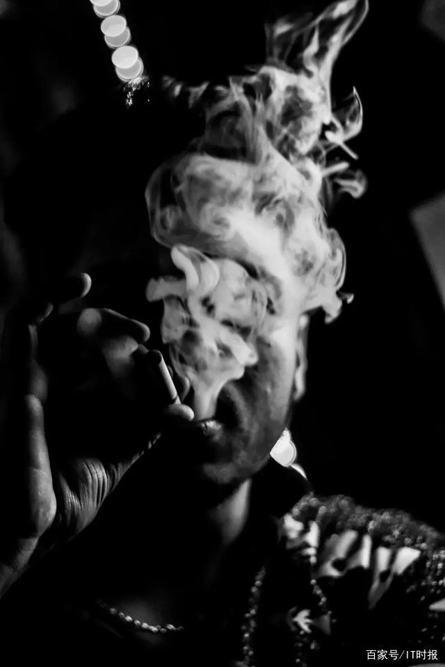 抽一年半,18岁少年70岁的肺!世卫组织独家回应:电子烟广告,禁!(图5)