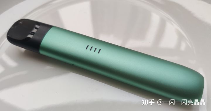 对比悦刻RELX和柚子YOOZ，魔笛的这款MOTI·SLITE到底怎么样？(图4)
