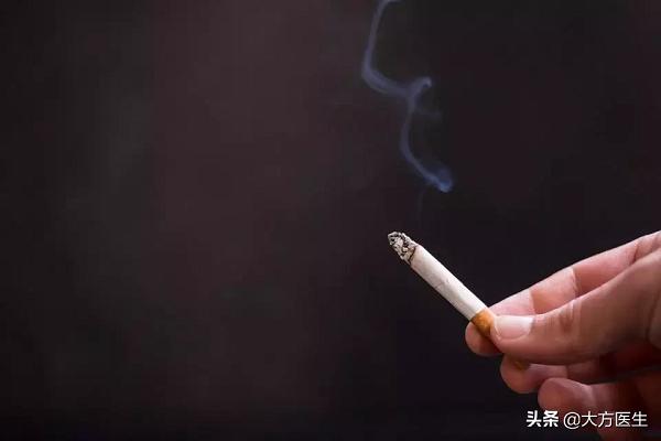 用电子烟戒烟?研究证实:电子烟危害不比香烟小!(图2)