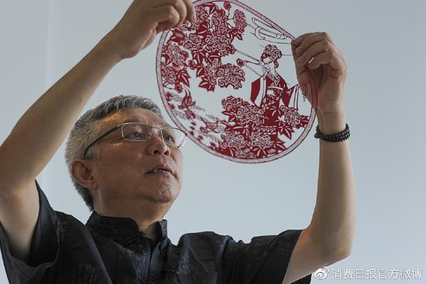 时代赋能金坛剪刻纸巧裁丰收喜悦(图2)