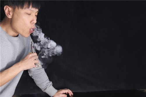 电子烟危害大么?长时间抽电子烟会不会伤害身体?(图2)