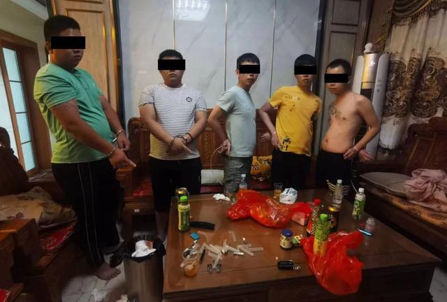 「“百日行动”战果速递」不止“上头”那么简单!廉江公安抓获12名吸贩“上头电子烟”嫌疑人(图2)