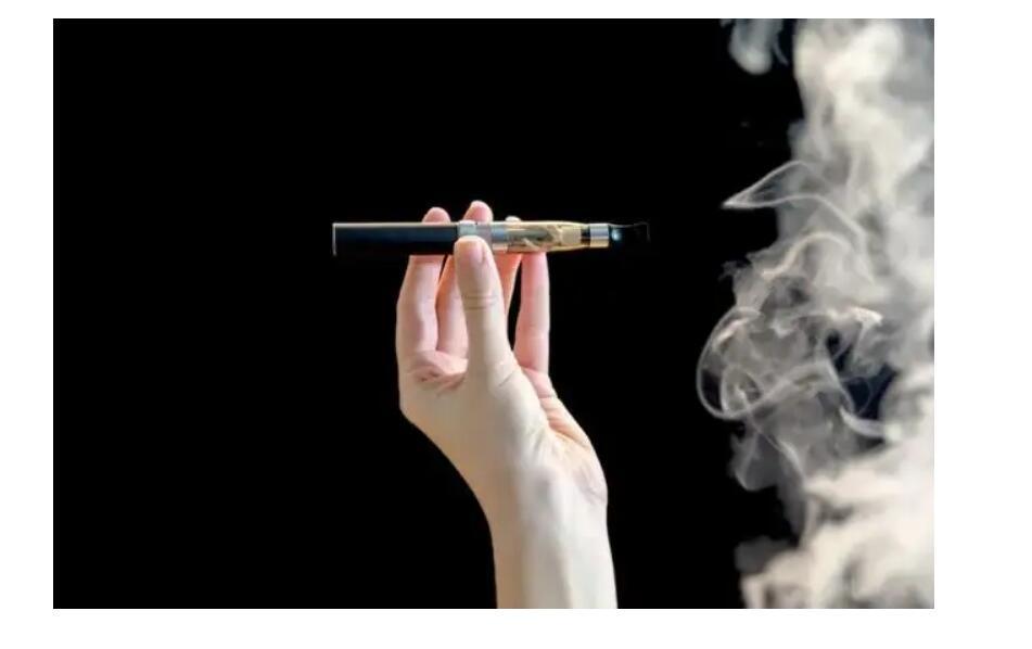 不法分子会向电子烟中添加毒品,引诱强迫他人吸毒的,构成什么罪(图1)