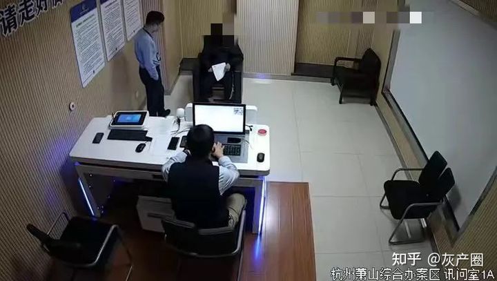 姑娘抽了男友的“上头”电子烟,摊上大事!父母痛悔:女儿太嫩,不懂事......(图7)