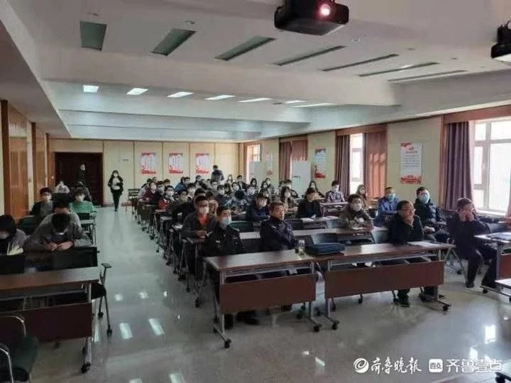 如何分辨大麻油与电子烟油?禁毒民警“象牙塔”里讲开学第一课(图4)