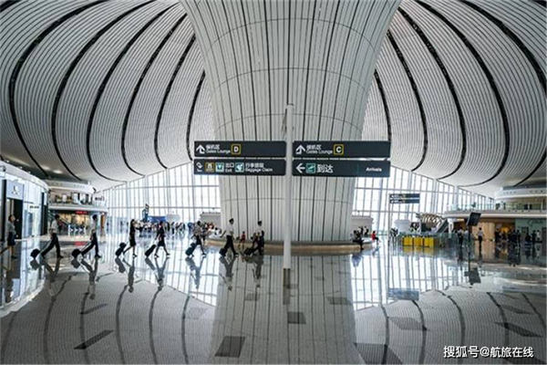 天骄航空婴儿车能带上飞机吗，天骄航空飞机摇篮怎么申请(图1)