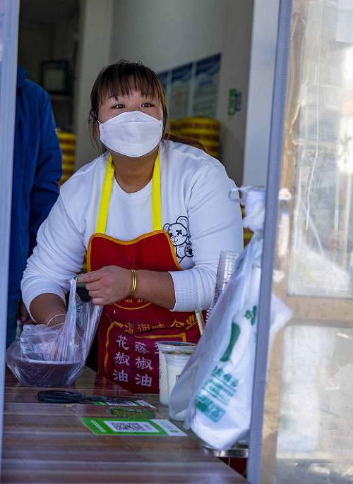 复商复市达孜区重拾浓浓烟火气(图2)