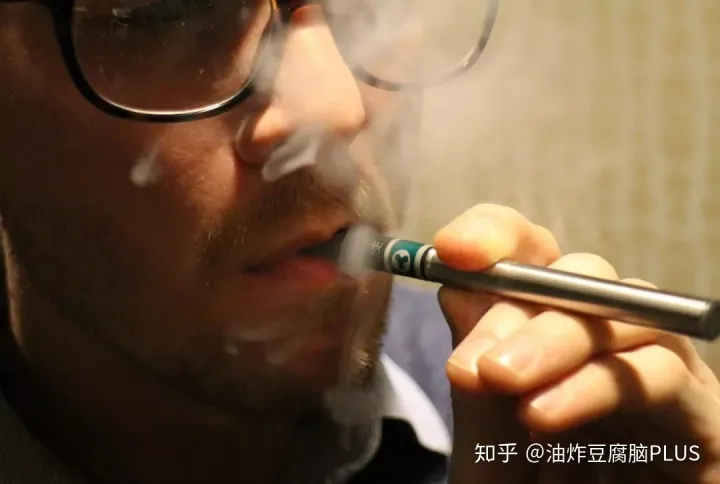 「电子烟」到底是什么？安全程度是否高于传统烟草？(图44)