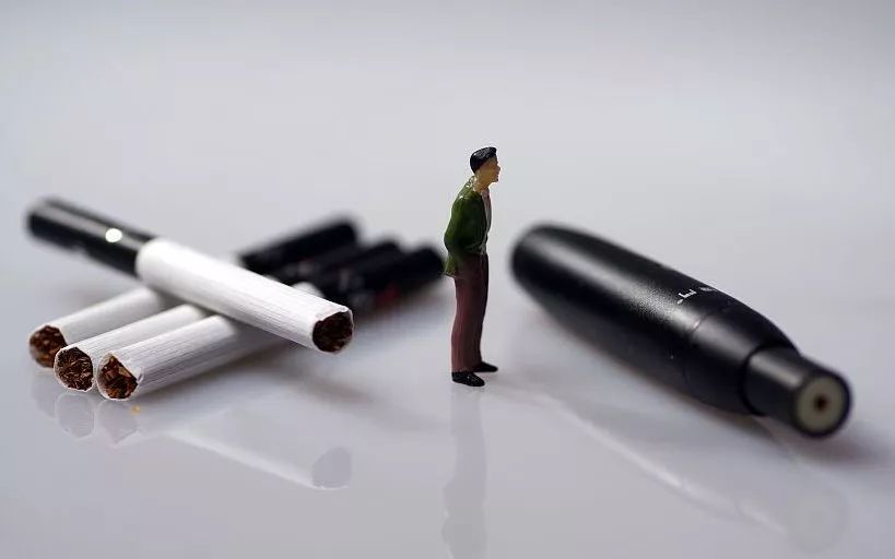 18岁的孩子有70岁的烟肺,电子烟竟有这些危害(图1)