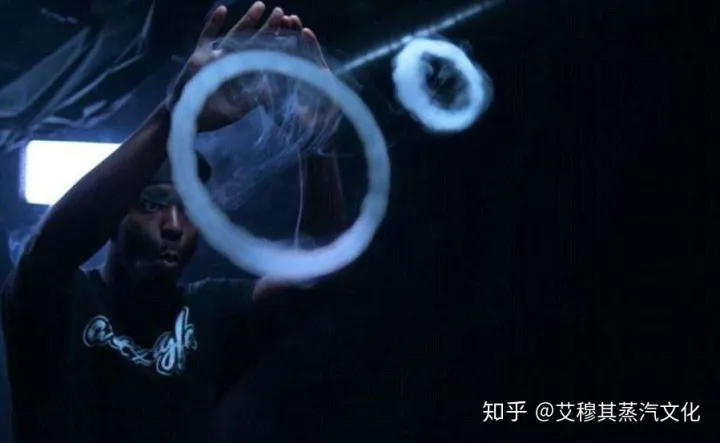 科普想成为玩烟高手，必须了解这几个电子烟玩烟技巧。(图5)