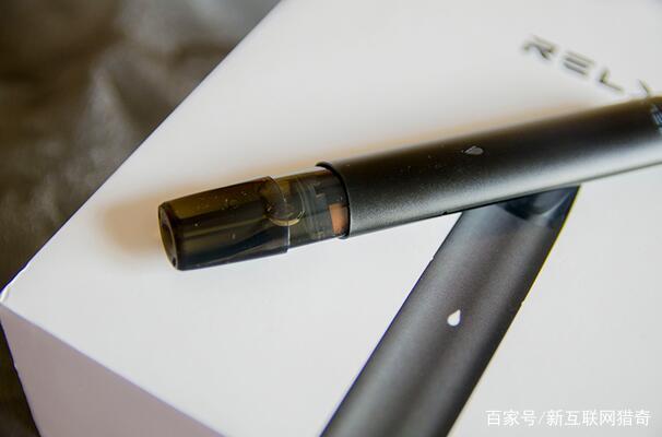 戒烟的好助手,零焦油的RELX悦刻换弹雾化电子烟上手体验(图6)