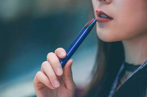 活在悦刻阴影下 电子烟品牌都陆陆续续消失(图6)