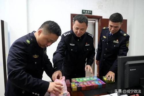 重拳出击！通城公安、通城烟草联合执法工作室查获一批危害青少年的“奶茶杯”、“可乐罐”(图1)