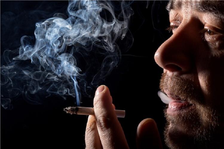 电子烟出来的烟有害吗_老爸评测电子烟_ijust2电子烟评测视频