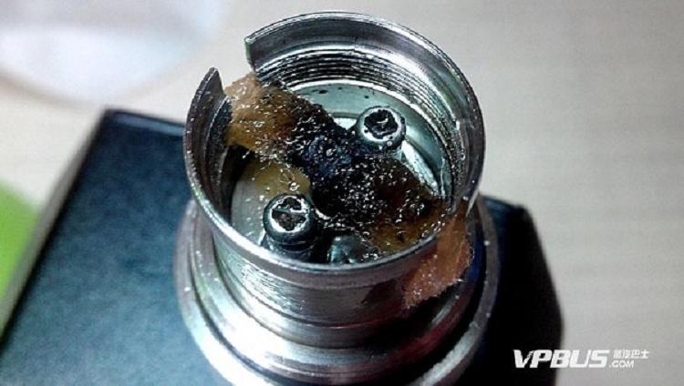雾化器芯子结碳烧糊的样子