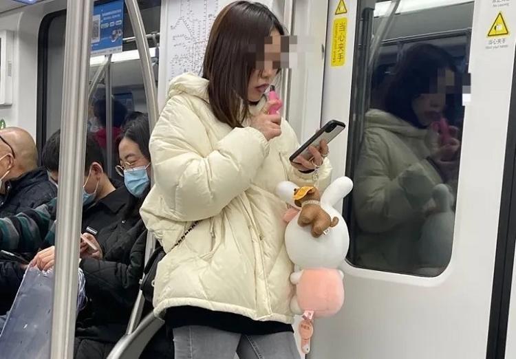 电子烟,瞄准了1000万个年轻人
