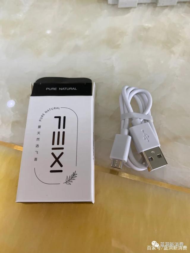 飞喜换弹电子烟X1测评_烟嘴全封闭防尘,烟油口味不可描述(图5)
