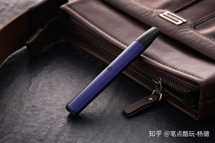 吞吐间尽消愁云，FLOW 福禄 换弹雾化电子烟上手体验都说众口难调(图4)