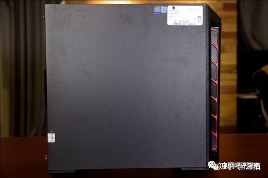 低调有性价比，雷神Force T8Ti 主机评测这次带你装一台军事主题的游戏主机(图6)