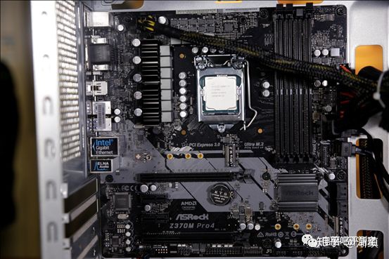 低调有性价比，雷神Force T8Ti 主机评测这次带你装一台军事主题的游戏主机(图89)